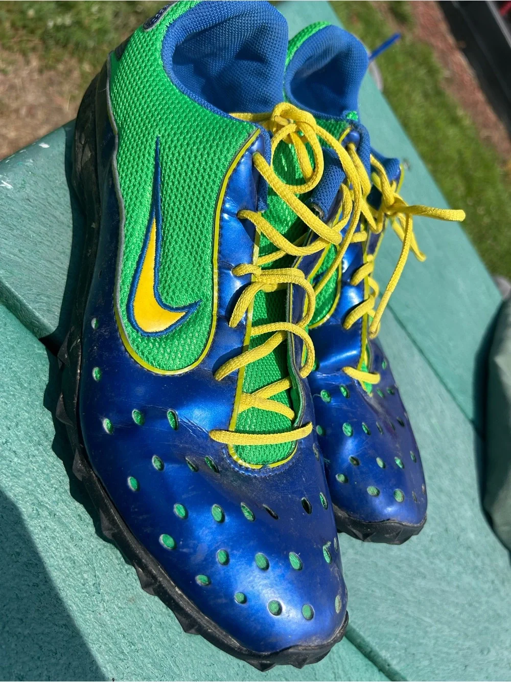 Nike vibrant blue